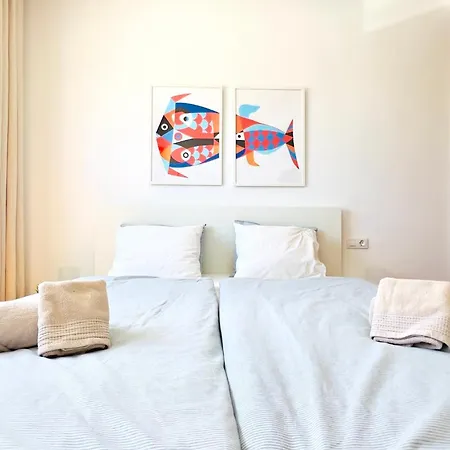 Villa El Salto 37: Renovated Retreat With Heated Pool And All-day Sun
