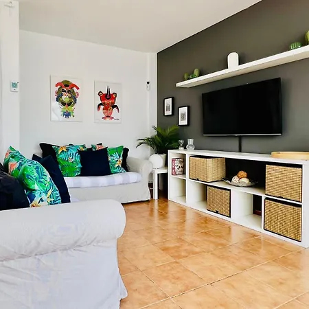 El Salto 37: Renovated Retreat With Heated Pool And All-day Sun Villa *