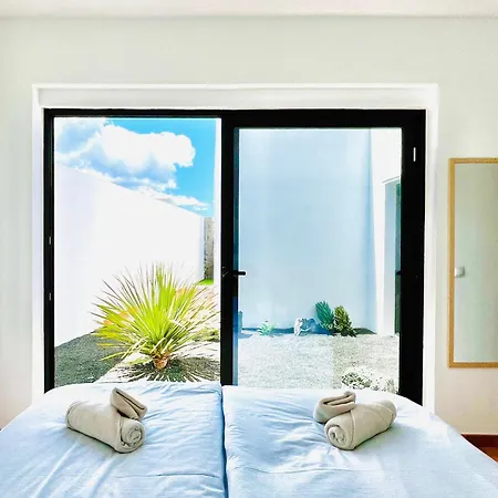 El Salto 37: Renovated Retreat With Heated Pool And All-day Sun