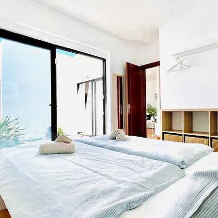 Villa El Salto 37: Renovated Retreat With Heated Pool And All-day Sun